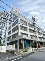 v20240927174107/fresh/building/J00100361011_13