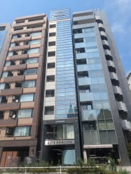 v20241009174102/fresh/building/J00100369220_1