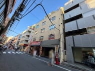 v20241009174102/fresh/building/J00100370378_6