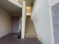 v20241030174108/fresh/building/J00100357491_4