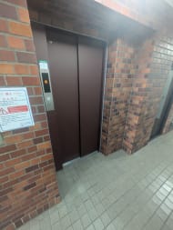 v20241113174104/fresh/building/J00100356871_4