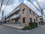 v20241120174113/fresh/building/J00100356574_1