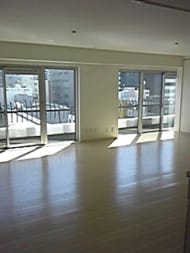v20241120174113/fresh/building/J00100356862_5
