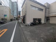 v20241120174114/fresh/building/J00100358985_10