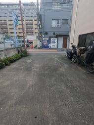 v20241120174114/fresh/building/J00100358985_11