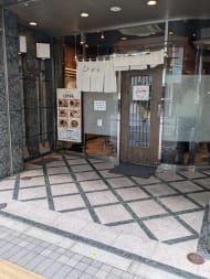 v20241120174114/fresh/building/J00100361117_9