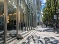 v20241120174114/fresh/building/J00100363223_17