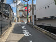 v20241120174114/fresh/building/J00100364492_17