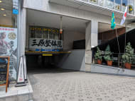 v20241120174114/fresh/building/J00100364586_9