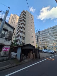 v20241120174114/fresh/building/J00100366558_12