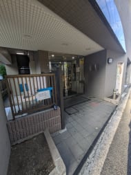 v20241120174114/fresh/building/J00100366558_3