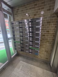 v20241120174114/fresh/building/J00100366692_9