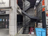 v20241120174114/fresh/building/J00100367696_9