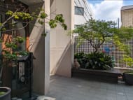 v20241120174114/fresh/building/J00100369732_12