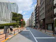 v20241120174114/fresh/building/J00100390092_8