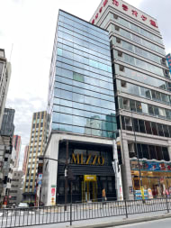 v20241125174106/fresh/building/J00100370418_1
