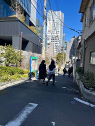 v20241126174057/fresh/building/J00100357063_15