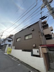 v20241127174058/fresh/building/J00100357065_6