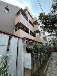 v20241127174058/fresh/building/J00100357065_9