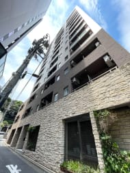 v20241202174105/fresh/building/J00100363194_7