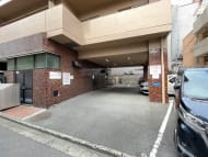 v20241219174105/fresh/building/J00100357022_11