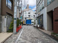 v20241221174033/fresh/building/J00100366407_17