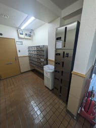 v20250106174059/fresh/building/J00100356766_11