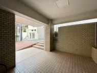 v20250108174053/fresh/building/J00100375064_13