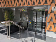 v20250307174110/fresh/building/J00100356522_3