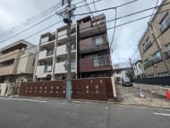 v20250312174057/fresh/building/J00100366696_12