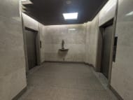 v20250316174027/fresh/building/J00100365870_4