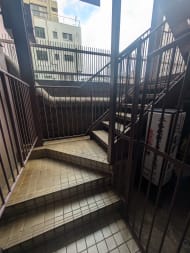 v20250319174131/fresh/building/J00100356801_12