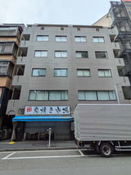 v20250319174131/fresh/building/J00100358571_13