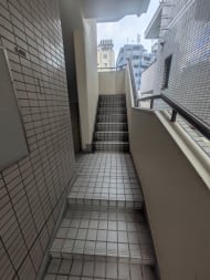 v20250319174131/fresh/building/J00100365366_9