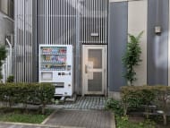 v20250327174118/fresh/building/J00100360300_8