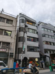 v20250427002254/fresh/building/J00100387351_1