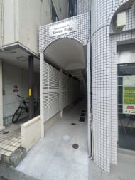 v20250427002254/fresh/building/J00100387553_3