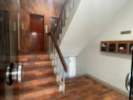 v20250427002254/fresh/building/J00100387845_9
