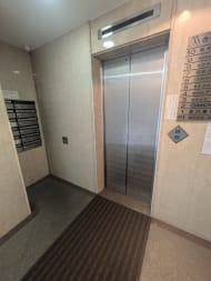 v20250427003014/fresh/building/J00100389582_4