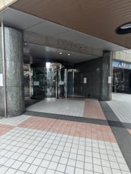 v20250427003014/fresh/building/J00100390452_3