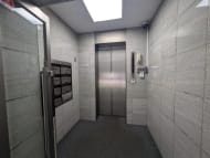 v20250427003014/fresh/building/J00100390772_4