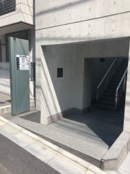v20250427003014/fresh/building/J00100390986_6