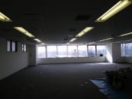 v20250427003014/fresh/building/J00100391694_5