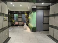 v20250427003014/fresh/building/J00100392056_5