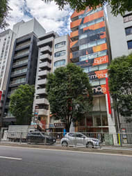 v20250427003015/fresh/building/J00100389864_5