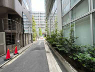 v20250427003015/fresh/building/J00100390256_17