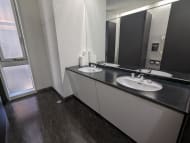 v20250427003015/fresh/building/J00100390256_21