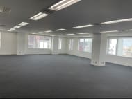 v20250427003015/fresh/building/J00100391304_32