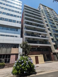v20250427003015/fresh/building/J00100391695_6
