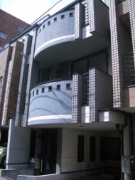v20250427003410/fresh/building/J00100394708_1